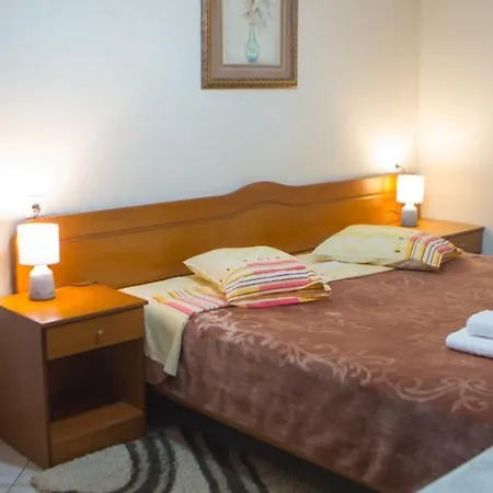 Apartman Avgi