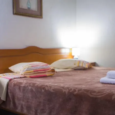 Avgi Apartman